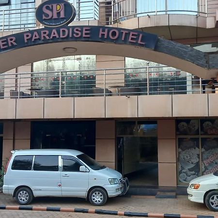 Super Paradise Hotel Kampala Exterior foto